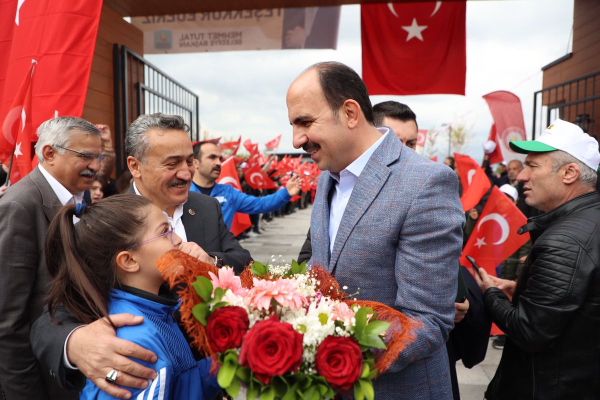 Uğur İbrahim  Altay