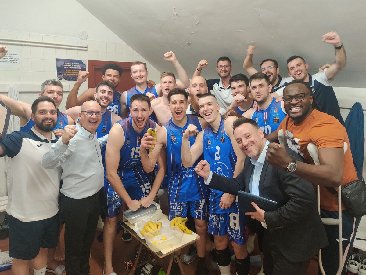 💪 | ¡A un paso de conseguir el objetivo! Este equipo es E-NOR-ME. ¡Tercera victoria consecutiva y vamos a por más! 😤

Qué grandes sois 🔥

#JuntosSomosMásFuertes #LaFuerzaDelEquipo