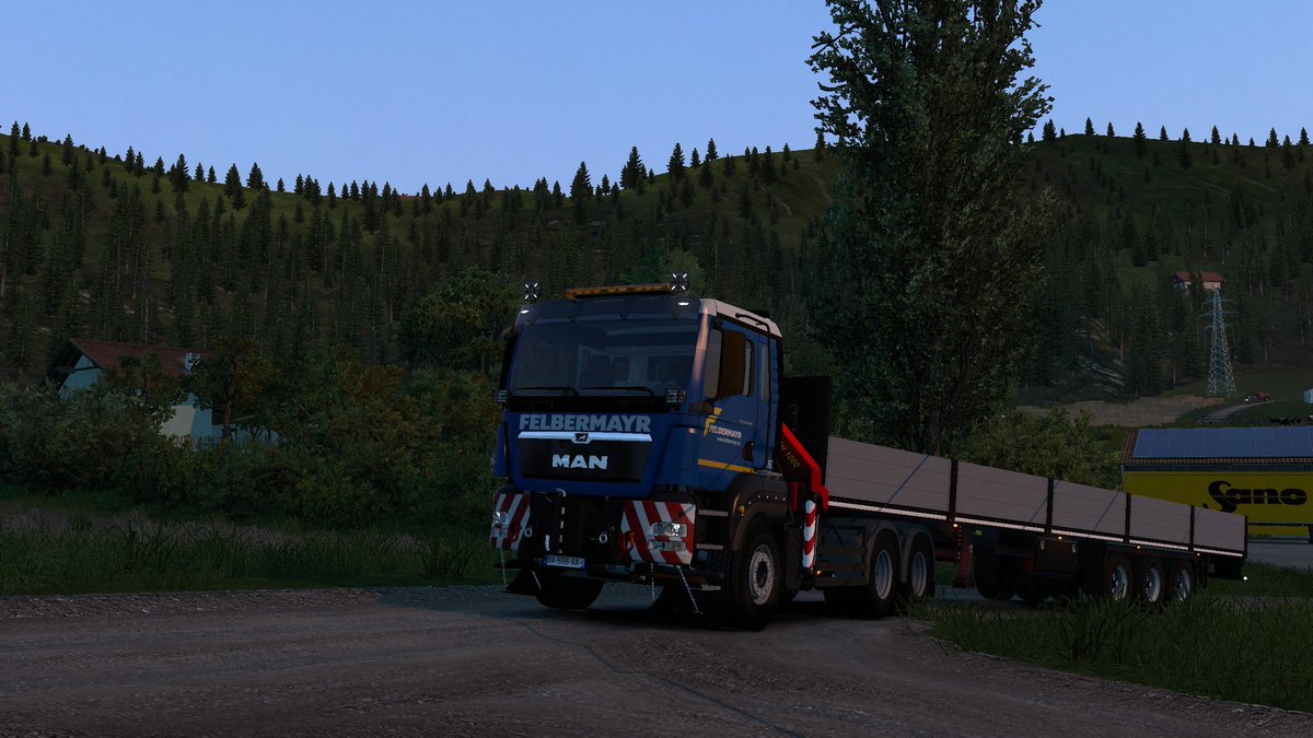 While waiting on the New Man to drop in #ETS2, I decided to have some fun looking at some older Man models, doing various customization 

#EuroTruckSimulator2 #Trucking #ManTrucks