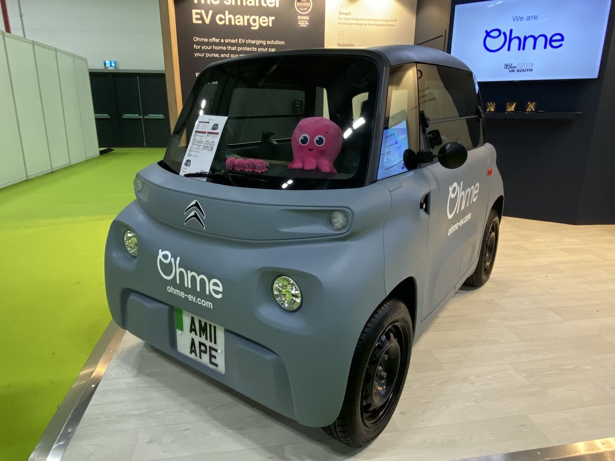 Holdtight_TV's tweet photo. Inspiring & incredibly well organised! What a great day out at #fullychargedlive If you get the chance, do pay a visit to their Harrogate shows - 19th-21st May. #EverythingElectricShow https://t.co/i4VG2xc7Fu