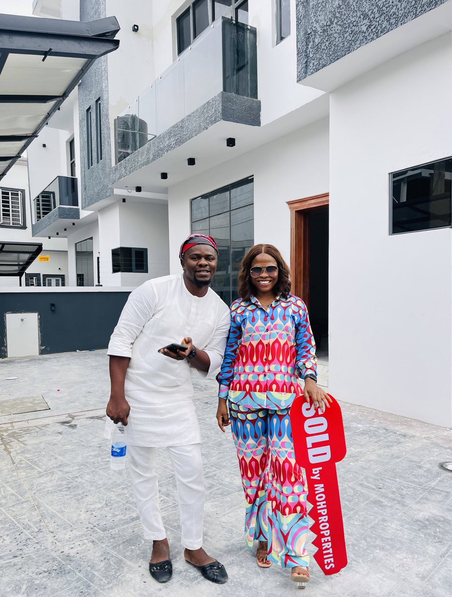 dhedhayo's tweet photo. Throwback 2 Our Fully Detached 5Bedroom Duplex With Swimming Pool… #MoProperties Came through🙏🙏 One of The Best in Ikota GRA Lekki, Lagos. #f1rstlyKRealty✌️ https://t.co/f913V0yAHL