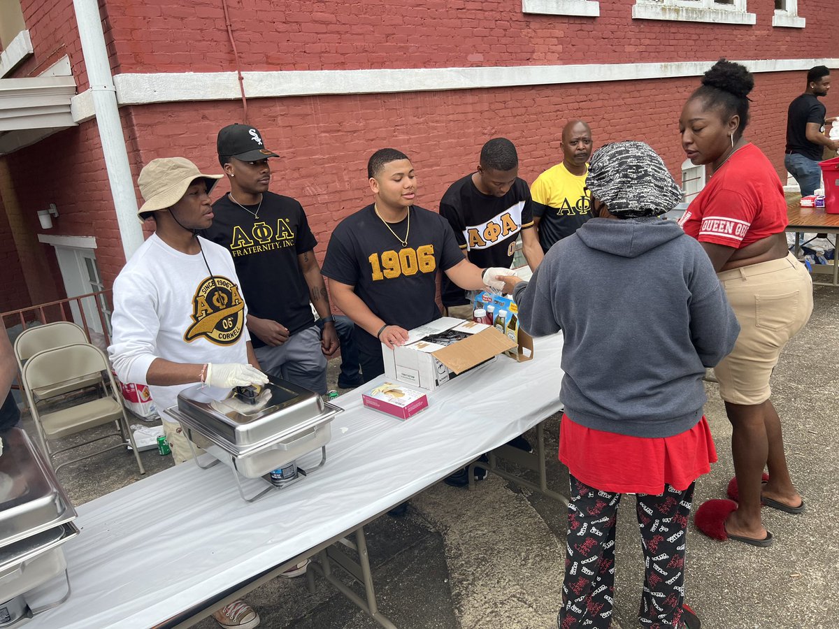 XiBetaAlphas's tweet photo. “Everybody can be great, because everybody can serve” ~ Brother Martin Luther King Jr 🤲🏾 https://t.co/62DcESRc6r