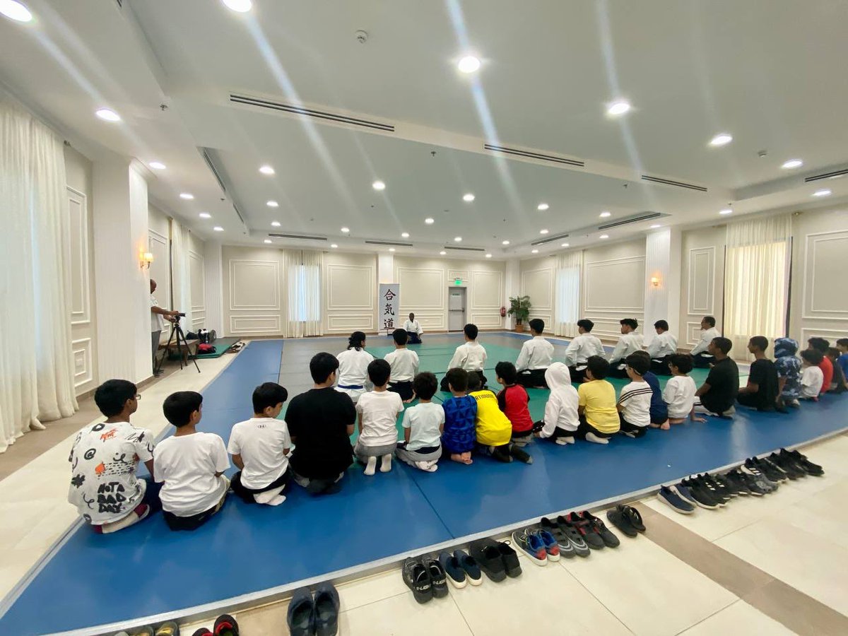AikidoSaudi's tweet photo. الايكيدو للاطفال، ثبات ذهني، توافق عصبي، ثقة في النفس، نشاط بدني، صقل للشخصية، نقطة انطلاق بفكر خالي من العصبية نحو المجتمع والبيئة المحيطة، الايكيدو رياضة مجتمعية من البداية إلى النهاية، # رياضة الايكيدو # https://t.co/WIcuczfA6N