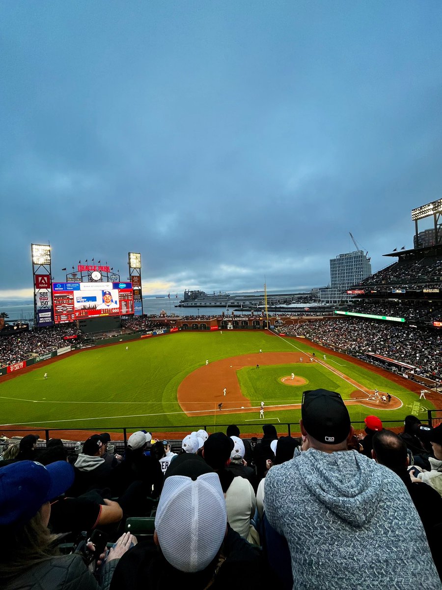 StefLozano_'s tweet photo. Oracle park 📍⚾️🏟 https://t.co/pjrzIfPyab