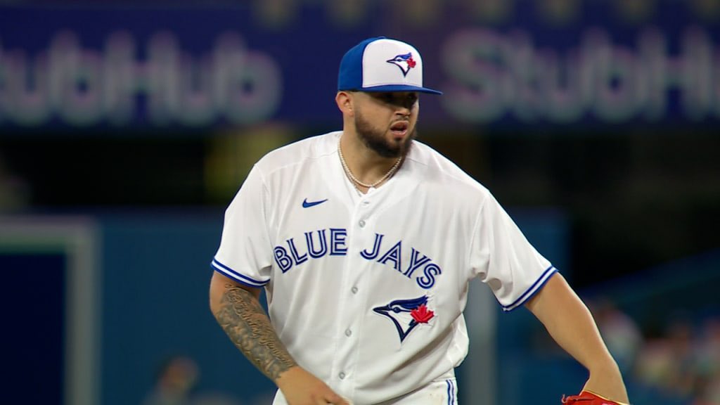 luvboatcapn's tweet photo. You know what would make the @BlueJays early season success that much sweeter?

Freeing the white panel caps! 

They are 🔥. They are historic. Bring them back! That is all. 

#freethewhitepanelcaps #bluejays https://t.co/qOTYfwGUHV