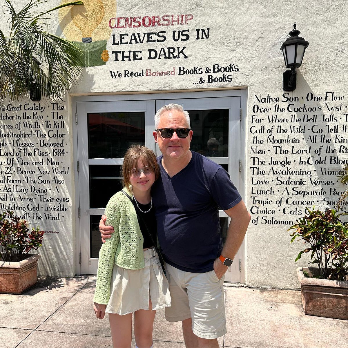 Today is indiebookstoreday ! We had lunch today booksandbooks and talked about why it’s important to keep reading banned books! #manymoodsofmaddies  #kitkatslife