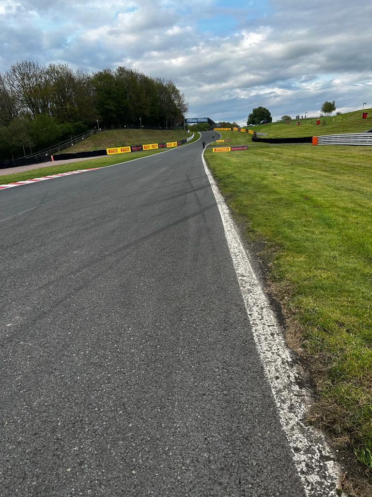 AlanStockton11's tweet photo. I feel someone has had a good day today and only made me walk the track 3 times when it’s closed lol keeps me fit I guess.  Got the little monster to start his practice starts tho see if he is as good as dad https://t.co/moBmrPgJBT