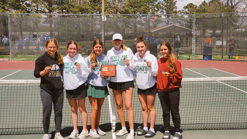 starwrestling1's tweet photo. Stars tennis takes the Columbus Invite title today! 🥇🥇🥇🥈Team finished with a match record of 15-1 on the day!! 🏆 https://t.co/VlziGP0lwE