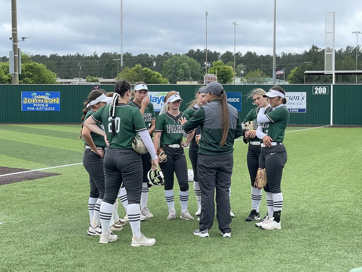 DPapdimitriou's tweet photo. Ready for Game 2 vs. Whitehouse! Let’s Go Park!!👊🥎💚🖤@HumbleISD_KPHS #WeAreKPark https://t.co/OHLCz2X9ot