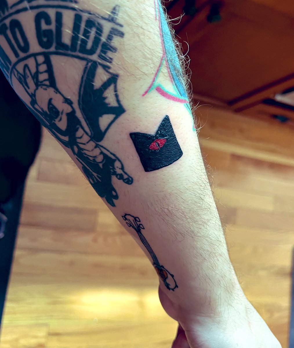 JeremyNDooley's tweet photo. Need a stream to go with the new tattoo. How about @cultofthelamb’s DLC tonight at 6 PM ET? We’ll also be doing giveaways! See you at 6. https://t.co/3To01p1JYD https://t.co/1FtMeCEbjk