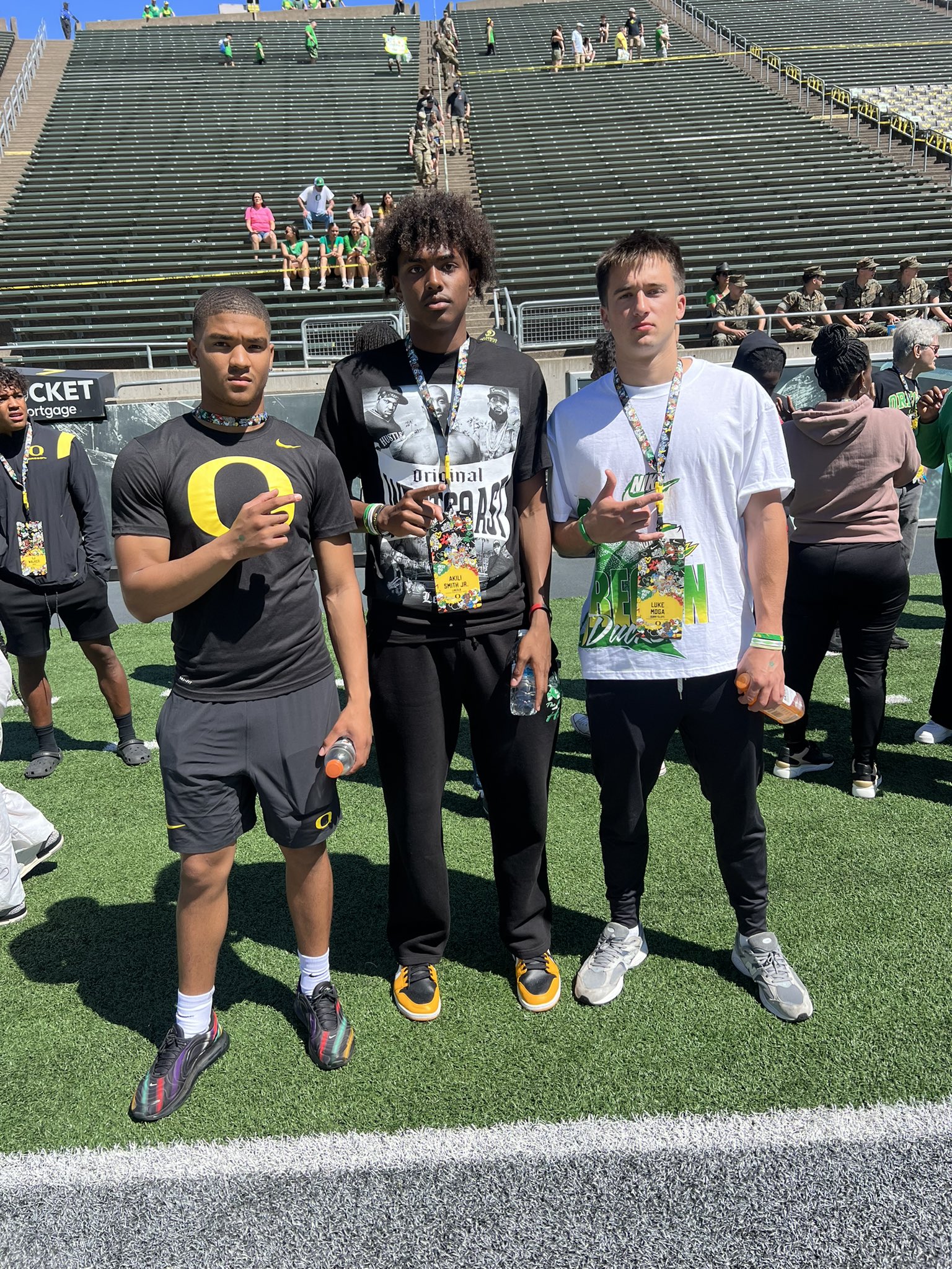 Akili Smith on Twitter: "A few guest at the Oregon spring game…#N