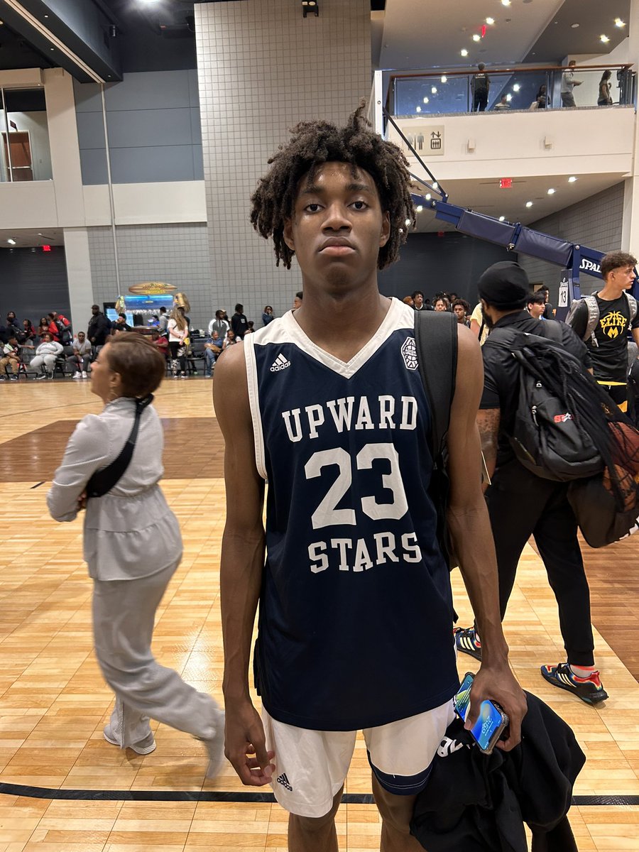 16u Portee gets a blowout win <a href="/Phenom_Hoops/">Phenom Hoop Report</a> Raleigh, NC 

6’3 Keith Smith 15p 
6’2 Malachi Cooper 15p 
6’0 Derrick Brown 9p 
6’3 Riley Durant 10p

Great team win! Shared the ball well &amp; played together ⭐️ Next game 7:55pm Court 13