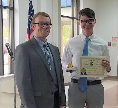 CVOHIO's tweet photo. Blaine Cochensparger (left) of Allen East and Juliette Duncan (right)of Bath were awarded the John Phillip Sousa Band Award by the Kiwanis Club of Kiwanis of Lima Ohio  at a recent meeting. They are pictured with their respect band directors Bobby Dotson and Hannah Snyder. https://t.co/4g7t0gkekH