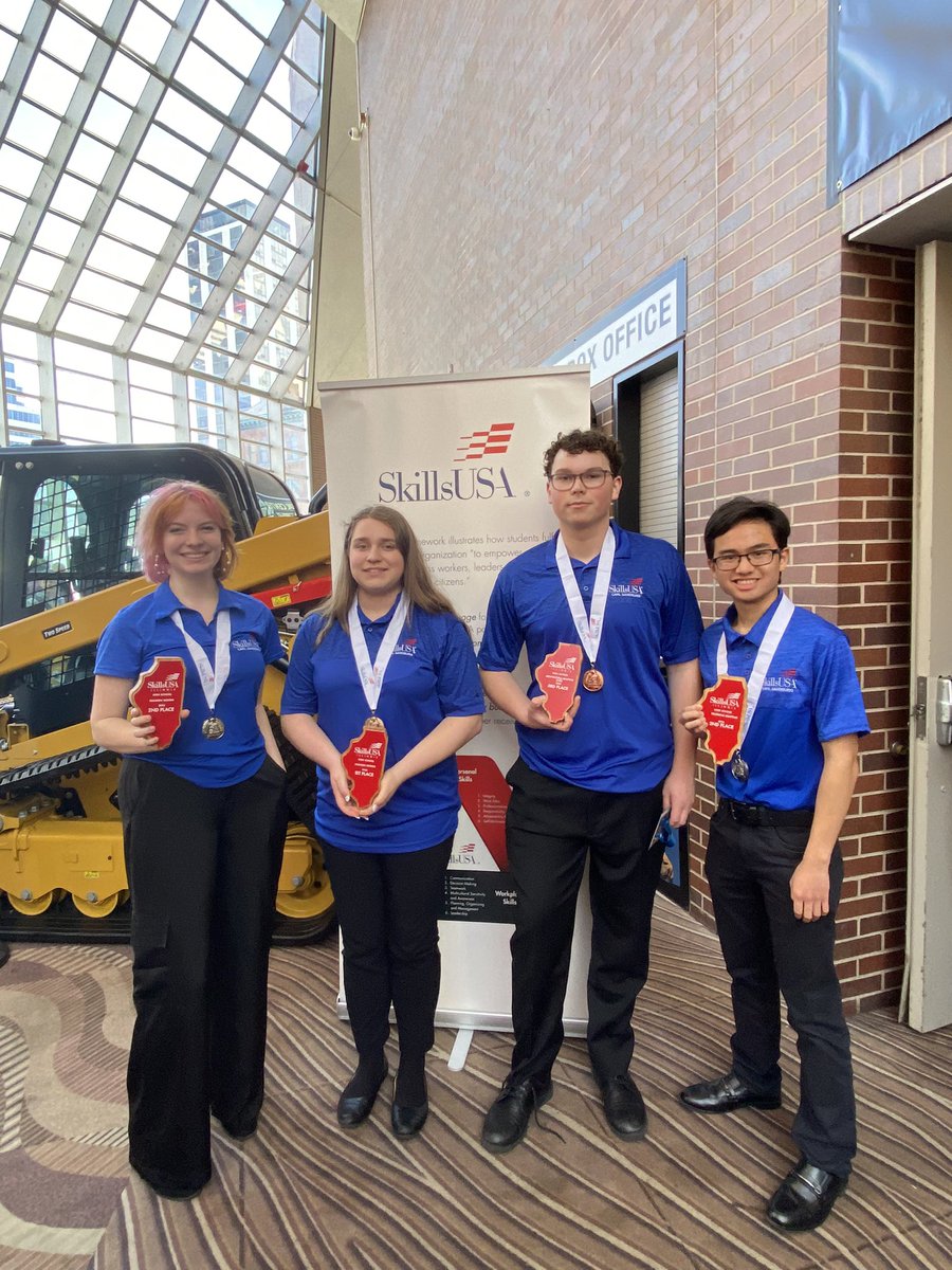 SandburgCAD's tweet photo. Another successful @SkillsUSAIL State Conference for @SandburgHS Zoey Huff 1st in Fashion, Alicia Ramos 1st Interior Design, Nathan Estabaya 2nd in Technical Drafting, Bryanna Tuscher 2nd in Fashion, Jacob Sexton 3rd in Architectural Drafting, Elizabeth Wazio 3rd Interior Design! https://t.co/Tv8HxMvTrP