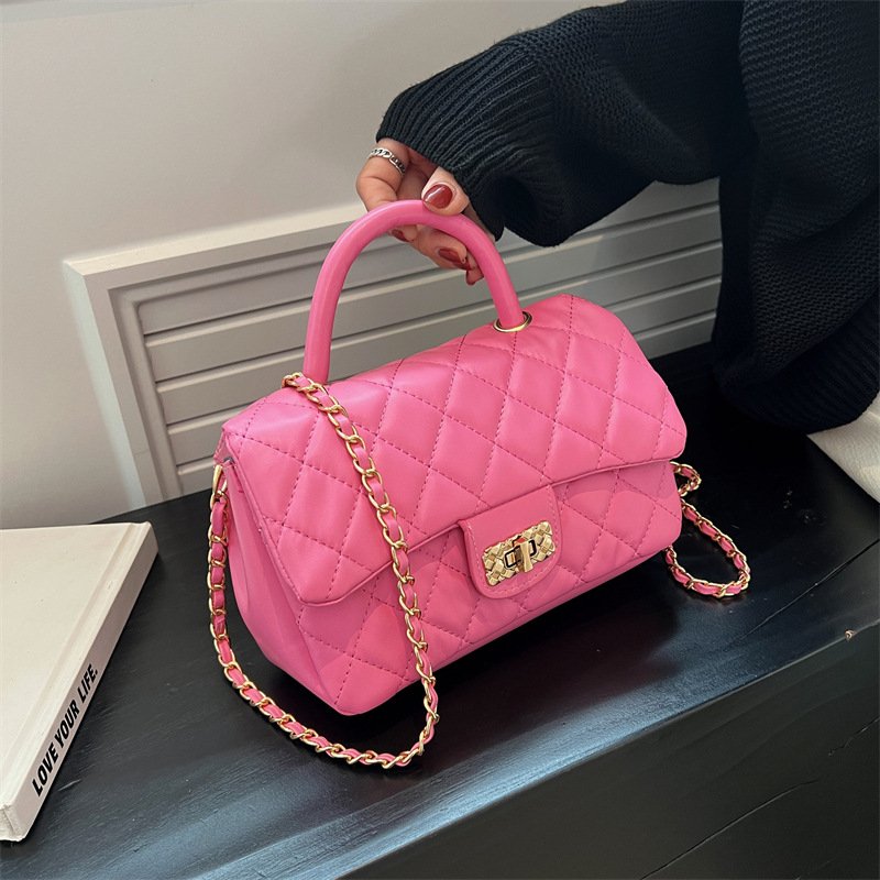 sofma__fashion's tweet photo. Thread!
Long time No post....
I still sell shoes,bags,Abayas and more
All items available at our walkin store: Block7 Mando Market kaduna 
Send a DM to order or Visit our store...
Some items are on SALES💃
PLS RT🙏
#Shoes #bags #trending 
#StarWarsJediSurvivor https://t.co/ApFbB6Com8