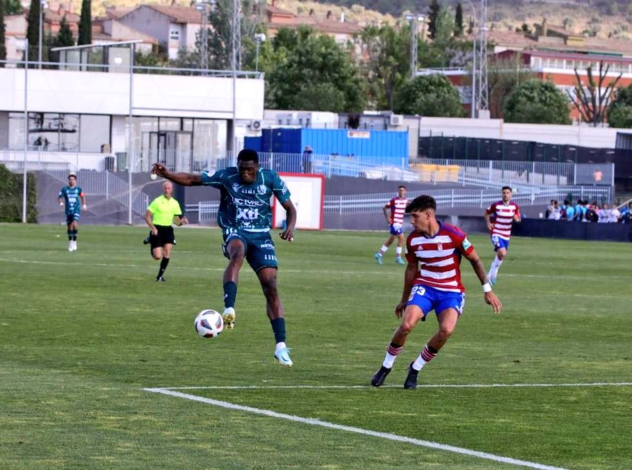 Yeclano_dptvo's tweet photo. #RecreGranadaYeclano ⚔

😬👎 "Derrota 🆚️ @CanteraNazari tras una lamentable actuación arbitral en la C.D. del Granada CF" 🚩🏟️

《𝗥𝗲𝗰𝗿𝗲𝗮𝘁𝗶𝘃𝗼 𝗚𝗿𝗮𝗻𝗮𝗱𝗮 2️⃣➖0️⃣
𝗬𝗲𝗰𝗹𝗮𝗻𝗼 𝗗𝗽𝘁𝘃𝗼》

@PasAguilera 📸
#SegundaRFEF 🏆
#GraciasAfición 🤗
#ManerasDeVivir 🔵🔴 https://t.co/rKsr1U8PFK