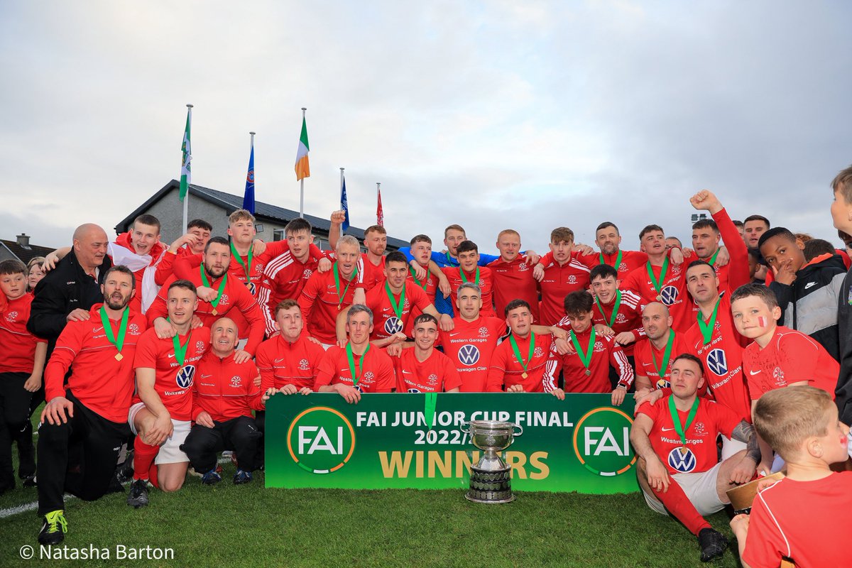 ClareChampion's tweet photo. Newmarket Celtic 2022/23 FAI Junior Cup Champions
⁦@NewmarketCeltic⁩ ⁦@FAIreland⁩ ⁦@FaiClare⁩
Photo ⁦@nbartonfoto⁩ https://t.co/EfYrl2PIuK