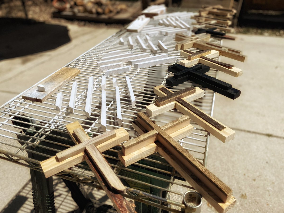 JohnQapplegate's tweet photo. Working in the 🌞 makes things dry quicker and puts a 😊 on my face.  Working on new wood art mosaic and some dear stranger gifts ❤️ #craftsman #handmade #woodworking #wood #woodwork #craftsmanship #woodworker #carpentry #carpenter #art #craft #design #tools #diy #woodcraft https://t.co/KYhaEgITpN