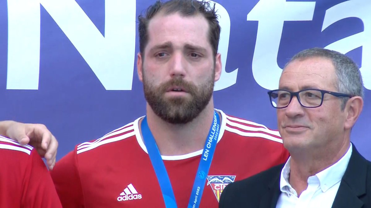 AMPLIEM amb VÍDEO. La crònica de la final de la #LENChallengerCup entre el <a href="/wpterrassa/">CN Terrassa WP</a> i l'Apollon Smyrnis. Els de <a href="/DidacCobacho/">Dídac Cobacho</a> no han pogut aixecar el seu primer títol europeu davant una afició que ha omplert l'Àrea Olímpica #waterpolo #Terrassa 
terrassadigital.cat/el-cn-terrassa…