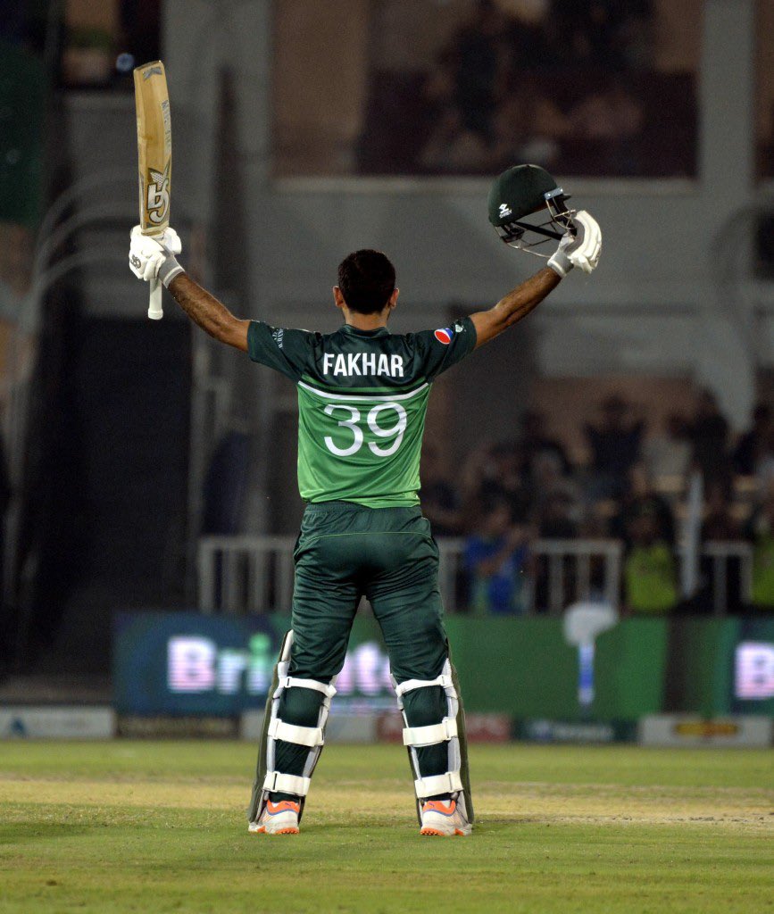The Matchless Fakhar Zaman - Fakhar e Pakistan.

Congratulations on 3000 ODI runs and another match winning innings. <a href="/FakharZamanLive/">Fakhar Zaman</a> #MoreThanAthlete 👏