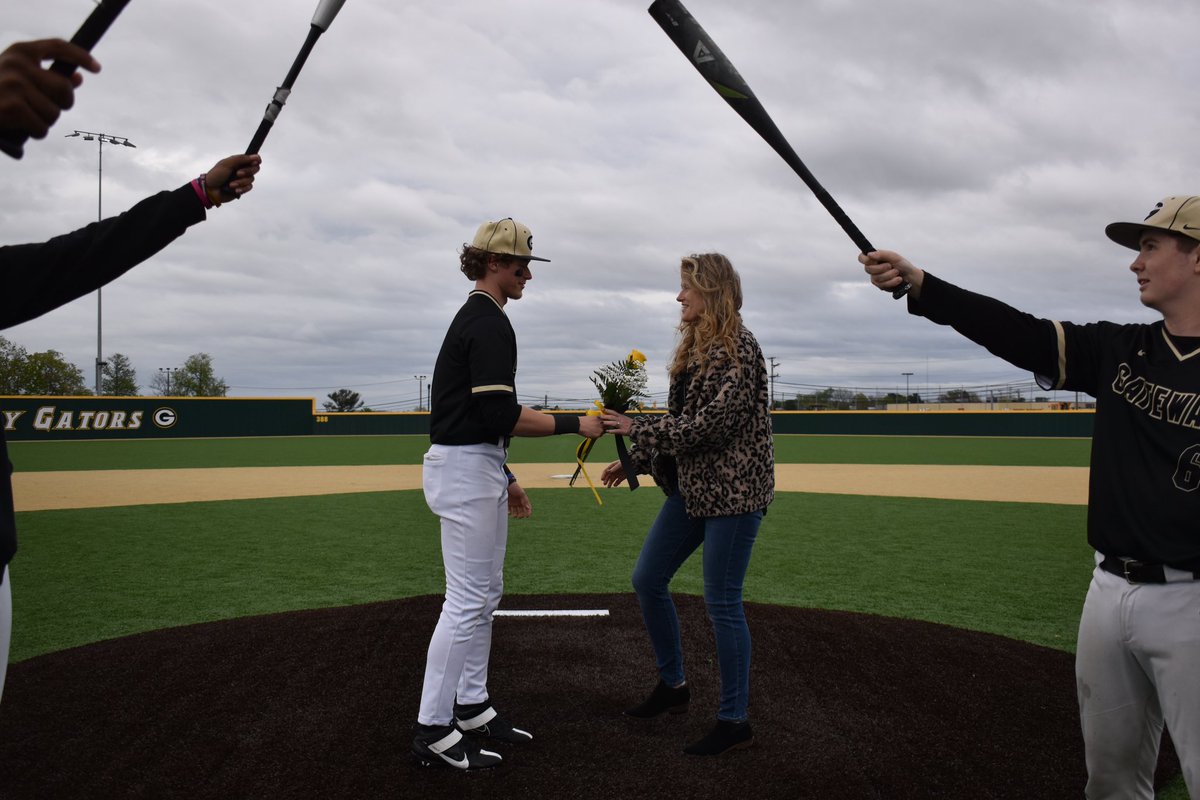 br_bell25's tweet image. Thank you @_GatorsBaseball for an amazing senior night. Will definitely be a stand out Gateway Baseball memory. Love this team like my second family!! @GHS_Gators @GatewayGatorsAD