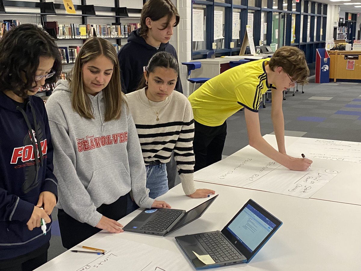 CesareAustin's tweet image. Great turnout today at our AP Gov Saturday review! Thank you to the 57 students who attended! #wegotthis #striveforafive @ManeStMirror