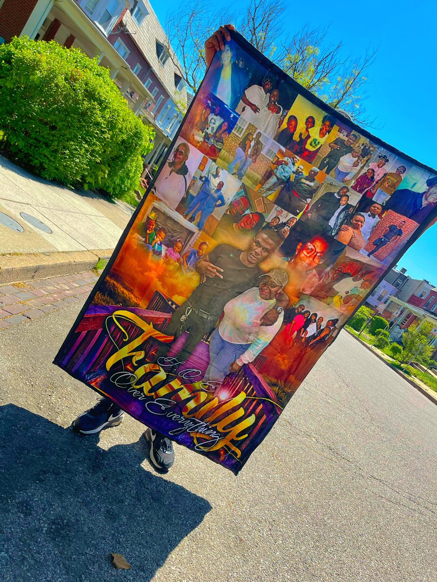 Tre800Designs's tweet photo. #familyovereverything ❤️ #tre800_designs 🎨🎨🎨✨✨✨ https://t.co/p1Rc9XobLz