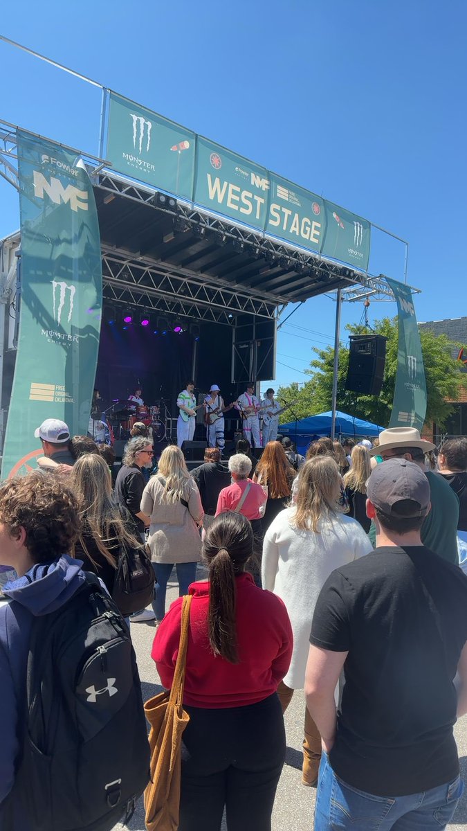 danielryan00's tweet image. Dannibus found #wetmuscles and #cubiecos in a Blue vault at #normanmusicfestival #nmf ! Join me playing #coinhuntworld, It's awesome! coinhunt.gsc.im/EMuiRdU5jN #cryptocurrency #3141862