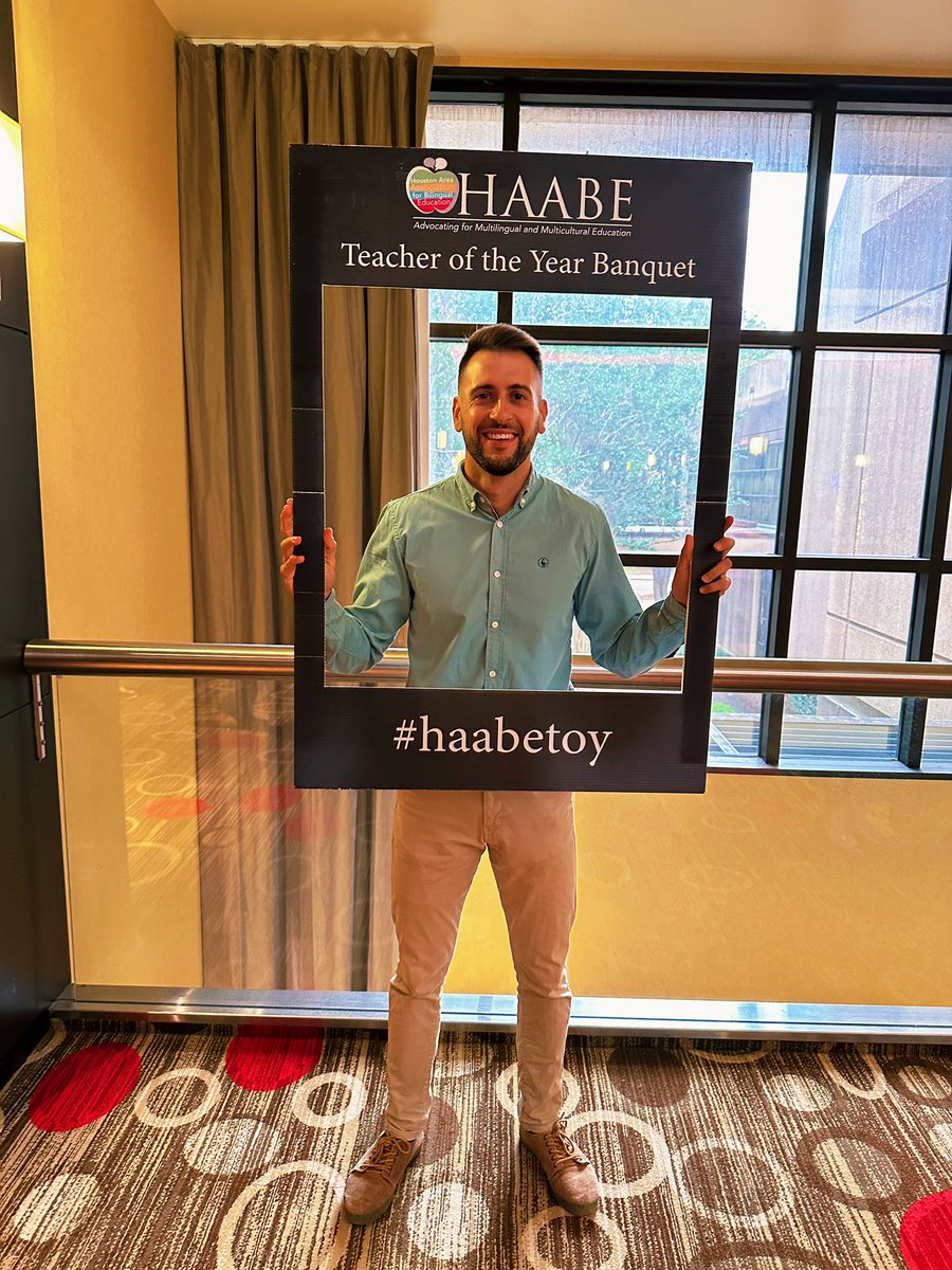 franblank's tweet photo. Thank you #HAABE !! We had an amazing and great atmosphere and banquet! @CunninghamHisd @HAABE_ @HoustonISD https://t.co/A0Z7zosFmH
