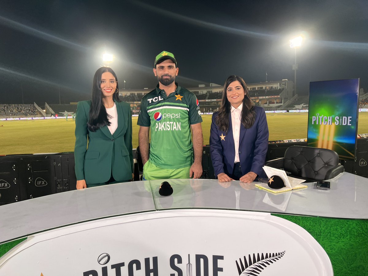 ZAbbasOfficial's tweet photo. How brilliant was this guy today, spoke about the different roles Babar &amp; Imam play when batting with him in partnerships. All on #Pitchside #PakvNZ @FakharZamanLive @mir_sana05 https://t.co/76FlQriHRF