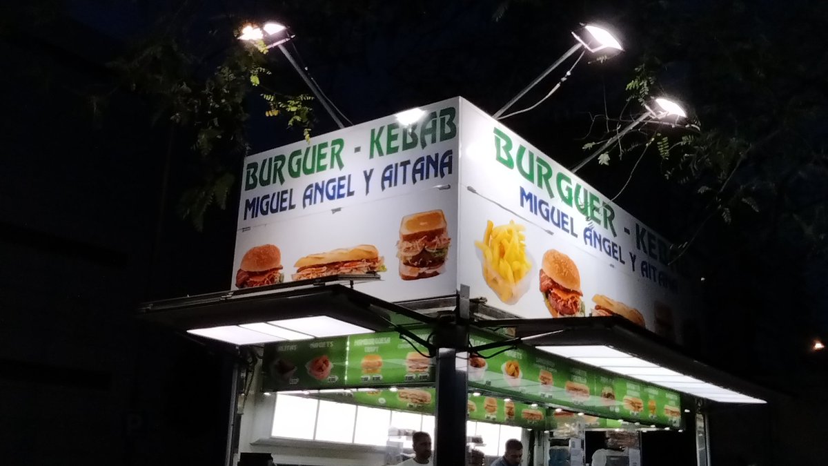 CristinaAG_99's tweet photo. Al final el desenlace fue feliz, volvieron y montaron un kebab 😊 #FeriadeAbril23 https://t.co/6nnUH6X9hU