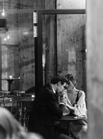 “söz veriyorum her şey çok güzel olacak
sadece sen ve ben.”