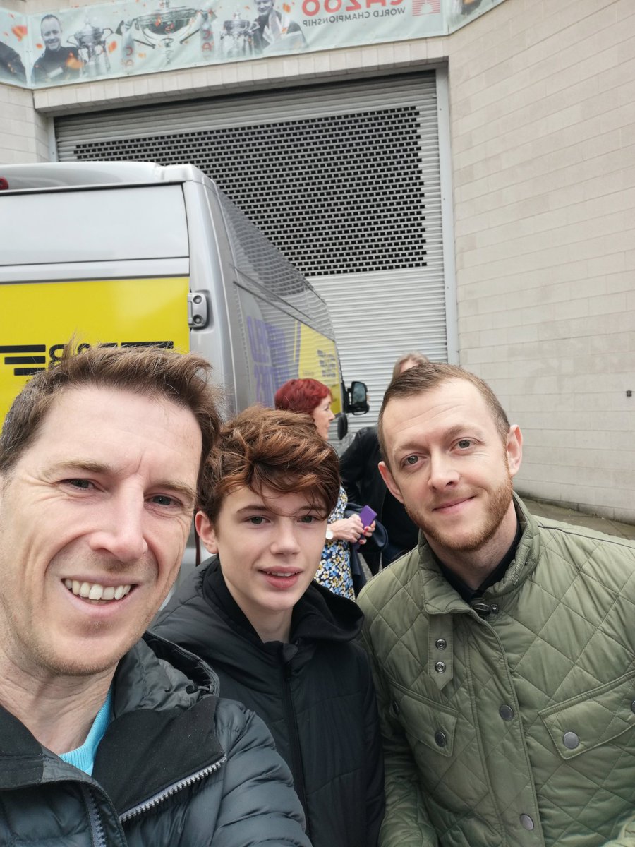 thedavejohnston's tweet photo. Thanks for making my boys day @pistol147 ♥ ... should maybe get that lump checked out though 🤔 😉 https://t.co/dNWVVWeTBh