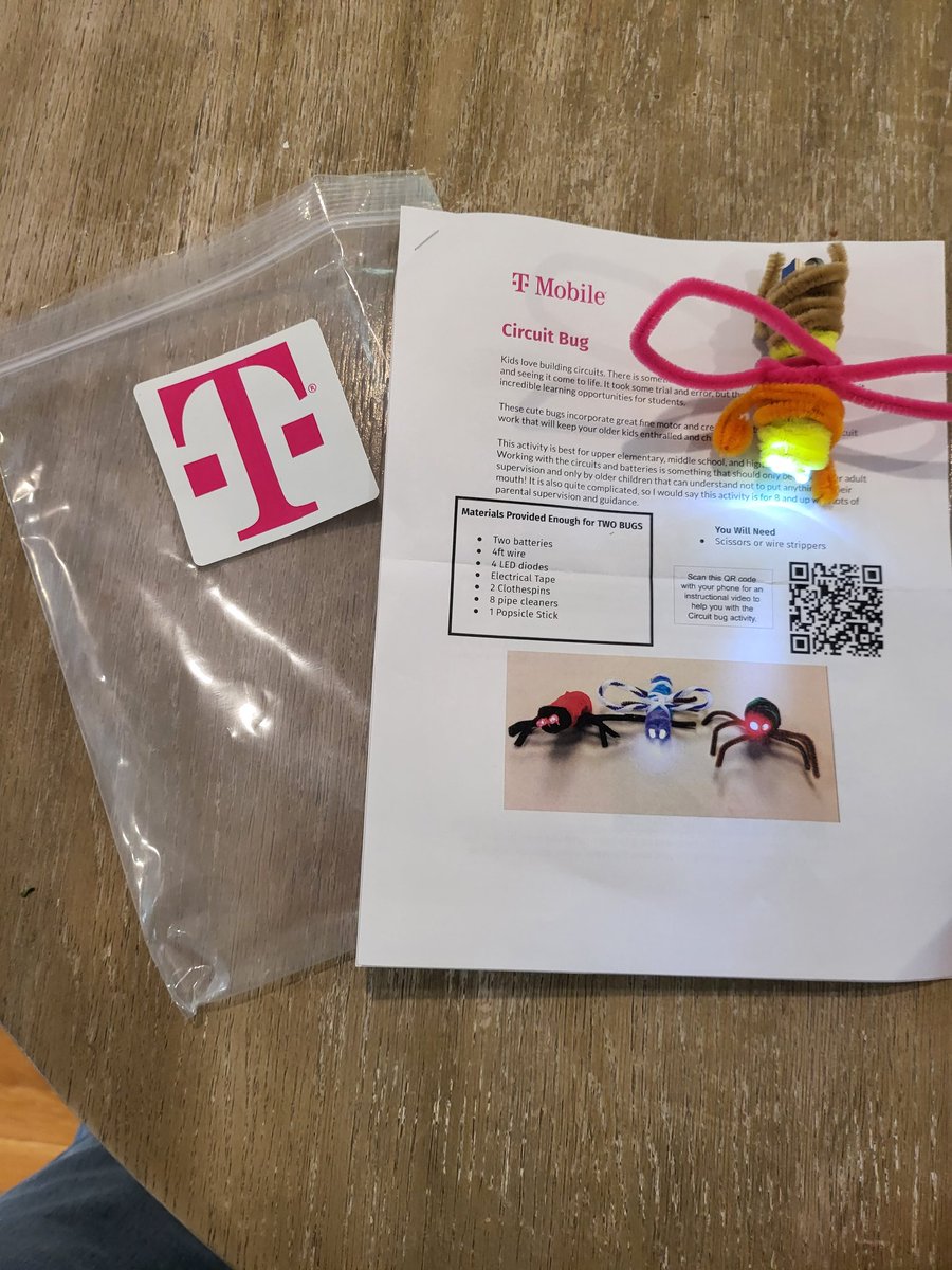 JeffKenniston's tweet photo. Just a #STEM Saturday as we took on the CIRCUT BUG with my 3 &amp; 6 year old daughter's.   
#OneFutureTogether #WomenInTech @CallieField #tmobileforbusiness #BYKTWD https://t.co/5WnUeolJBK