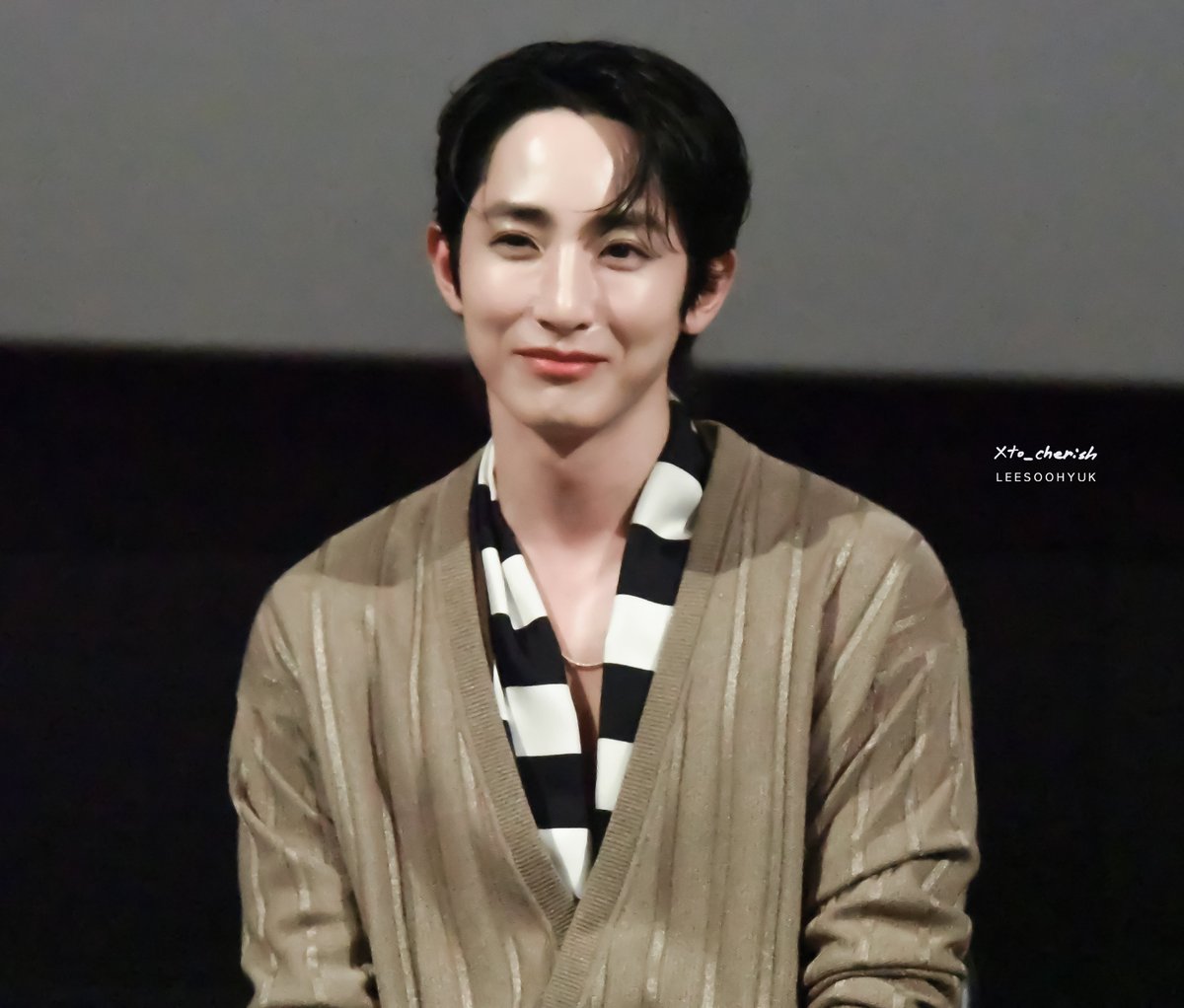 xto_cherish's tweet photo. 20230429 전국제 로스트 GV 고화질🖤 

이수혁 웃는 거 보면
세로토닌 분비 된대요🔥
실제 연구 결과도 있어요

#이수혁 #leesoohyuk #イスヒョク https://t.co/O9rmPCtnhl