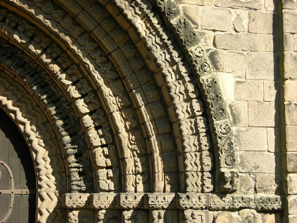 crsbi's tweet photo. It’s the weekend and here’s our #WeekendSiteHighlight for the week: St. Mary, Tutbury, #Staffordshire
Take a look at the report for details of the #Romanesque sculpture at this site -
https://t.co/0LNFvwcEA6 https://t.co/ppipfyRxvH