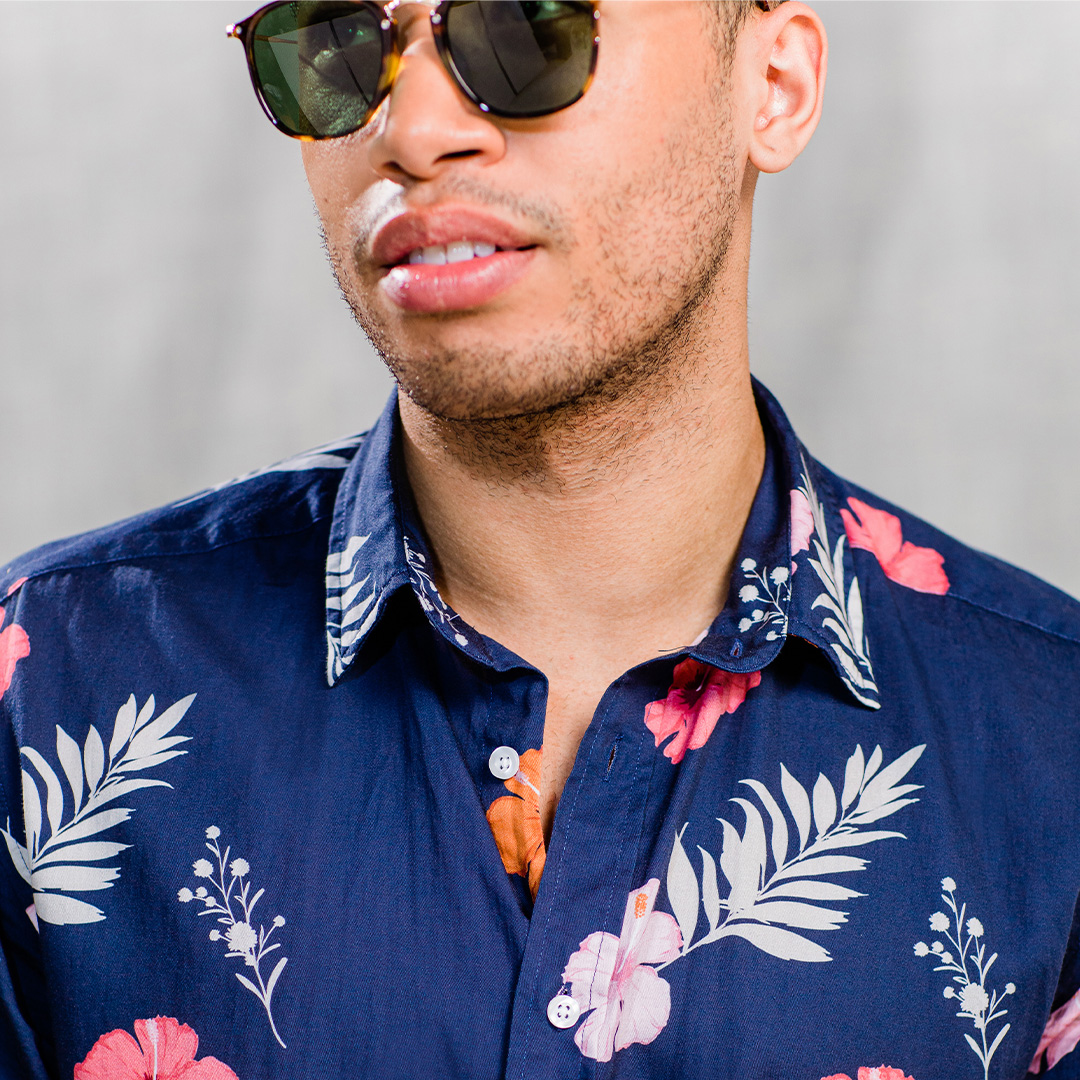 Benson’s new S/S ‘23 collection features lightweight fabrics, standout colours, quintessential summer prints, and more. From shirts to shorts to swimwear and more, shop new warm-weather staples from Benson, a proudly Canadian label.​ bit.ly/3AzV2BO