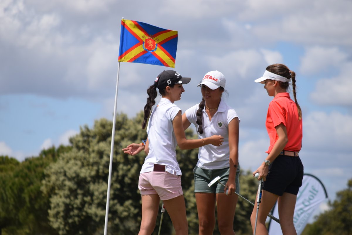 Iván Enguita y Nagore Martínez despuntan en el 𝗖𝗮𝗺𝗽𝗲𝗼𝗻𝗮𝘁𝗼 𝗱𝗲 𝗘𝘀𝗽𝗮𝗻̃𝗮 𝗦𝘂𝗯 𝟭𝟲 𝟮𝟬𝟮𝟯.

Lideran sus pruebas en Zarapicos y La Valmuza con sendas rondas de 68 golpes (-4).

rfegolf.es/CompetenciaPag…