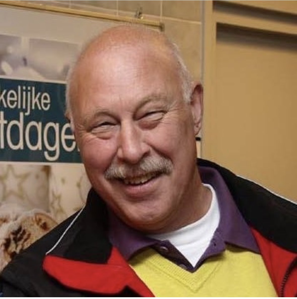 Vandaag worden de onderwerpen helaas niet uitgezocht door onze redacteur Peter. 
Rust zacht🙏