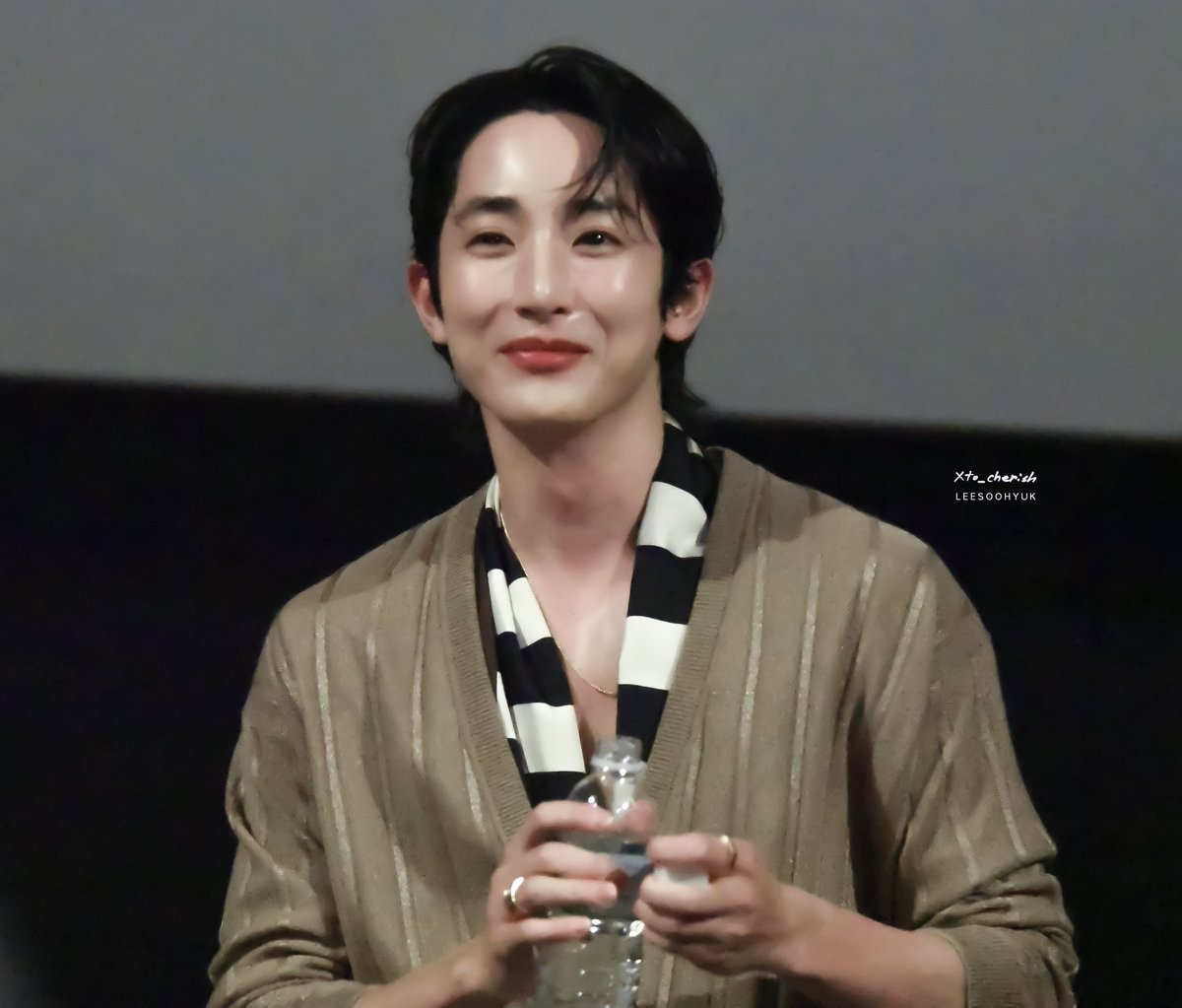xto_cherish's tweet photo. 20230429 전국제 로스트 GV 고화질🖤 

이수혁 웃는 거 보면
세로토닌 분비 된대요🔥
실제 연구 결과도 있어요

#이수혁 #leesoohyuk #イスヒョク https://t.co/O9rmPCtnhl