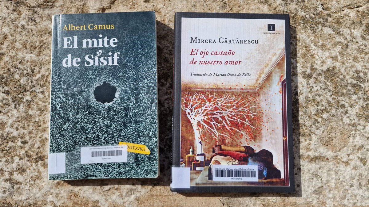 Nuestras lecturas al sol de mayo gracias a <a href="/bibliotossa/">Bibliotossa</a>, 👏