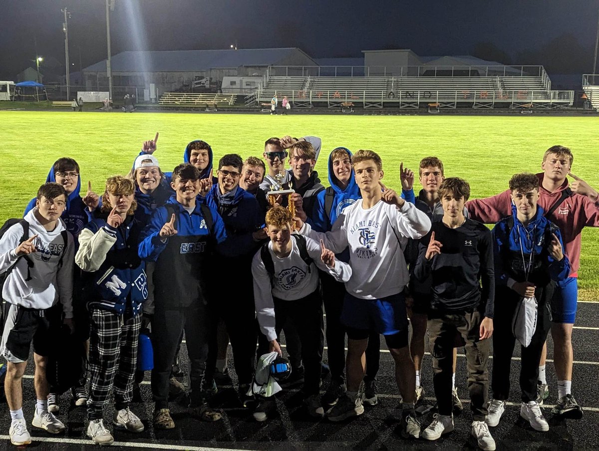 METrackField's tweet photo. @MiamiEastHS sweep the @ArcanumTrojans Booster Invite team titles. 🏆 https://t.co/uuScgYKjhW