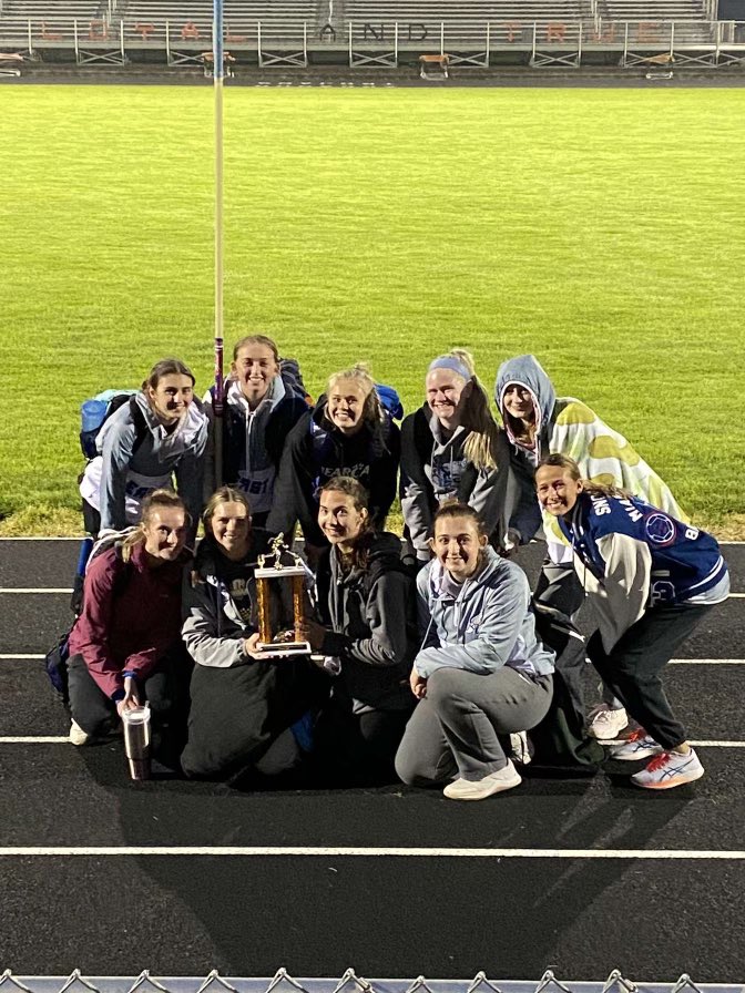 METrackField's tweet photo. @MiamiEastHS sweep the @ArcanumTrojans Booster Invite team titles. 🏆 https://t.co/uuScgYKjhW