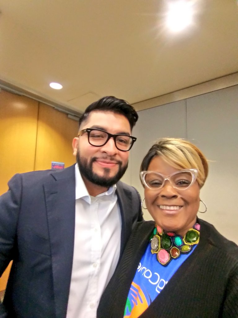 DeitrAmazing's tweet photo. @HoustonISD @HISDSPED Thank you School Support Officers for your support! Shout out to Jacobi for our General Session Presenter. He did a wonderful job! @khechara @HISD_OSP @punch_shawna @ragga48 #BuildingConnectionsTogether #WeAreOne https://t.co/Iylq7gnRUb