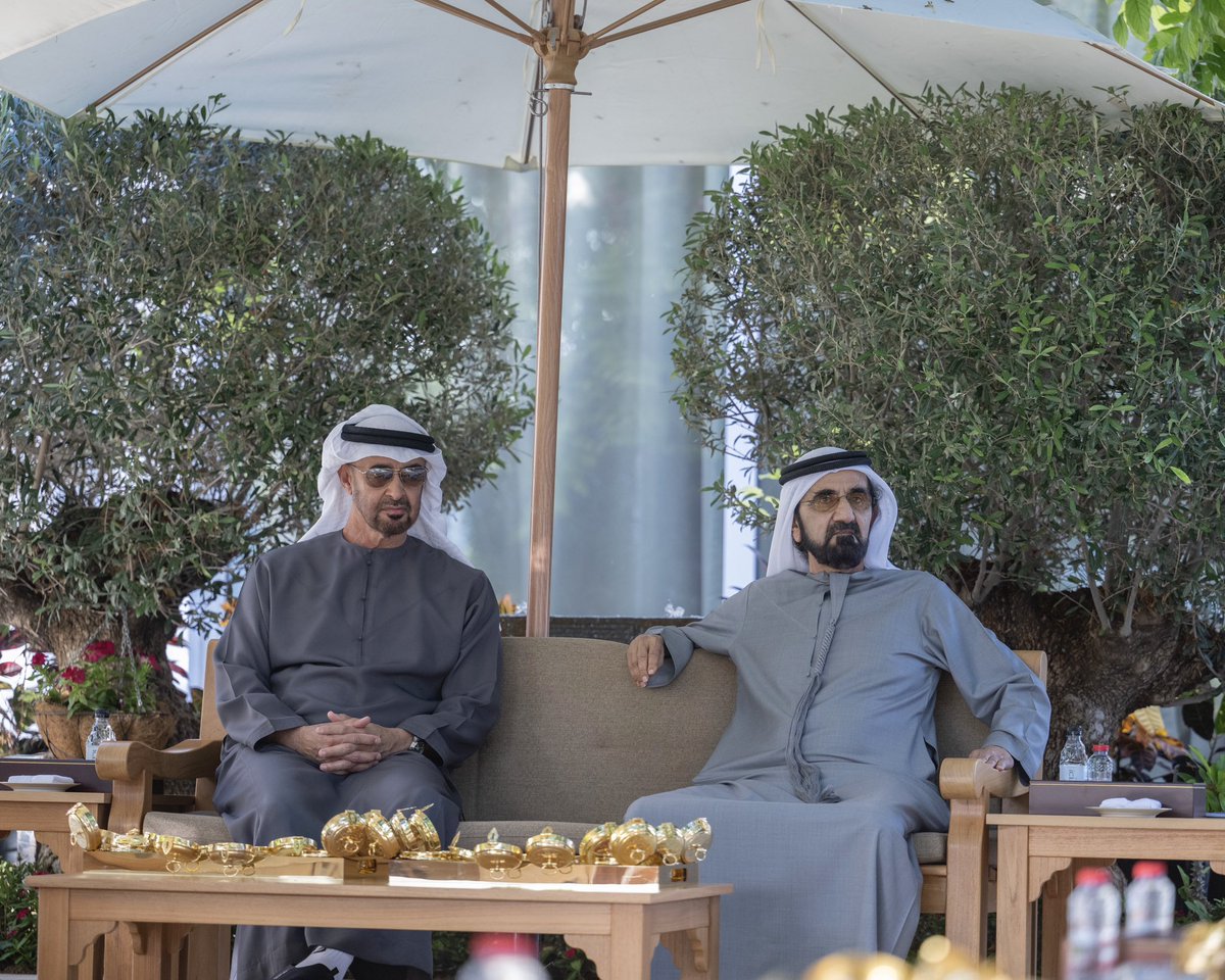 HHShkMohd's tweet photo. التقيت اليوم أخي رئيس الدولة حفظه الله في استراحة المرموم .. لقاءاتنا في الوطن ومن أجل الوطن ..  وقادمنا الوطني أجمل وأفضل بإذن الله .. https://t.co/k0f5zUnSdk