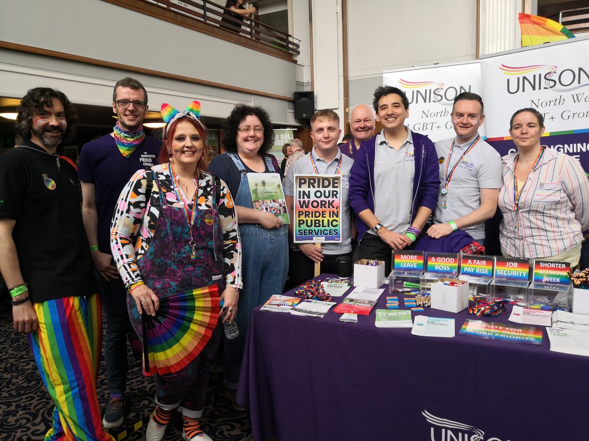 unisonnwlgbt's tweet photo. The people of Bury have spoken - they want a fair pay rise! Thanks @buryprideuk it's been a blast. 🏳️‍🌈🪧🏳️‍⚧️ https://t.co/p1PPhSAQWU