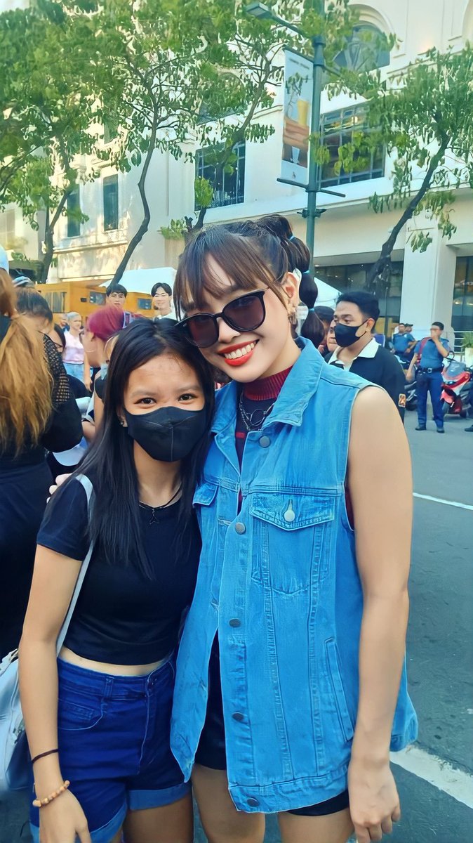 _jlezah's tweet photo. finally!! thank u gorgeous girls lysm
@g22biancavforro, @jasminehenryy , @zuluetAlfea, @_ajyape

G22 IN FIBAMANILA
@G22Official #G22
#FBWCatMolten https://t.co/CbNZQFBJjB