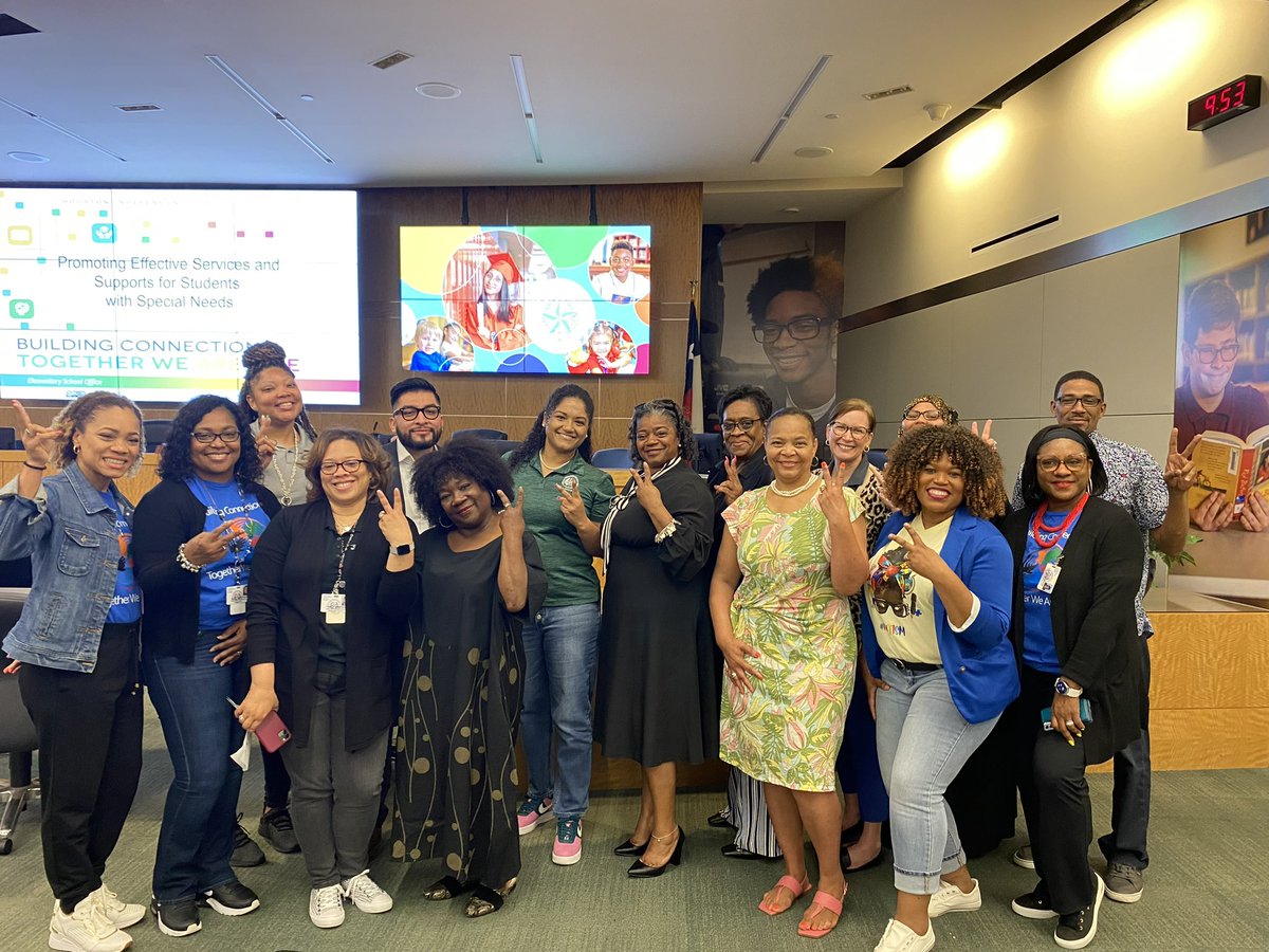 HISDElementary2's tweet photo. Shout out to @HISDElementary2 for showing up early on a Saturday morning to support HISD parents!!! #BuildingConnections #WeAreOne​
@HISDSPED @ParentLiaisons https://t.co/ssVj9GFOMa