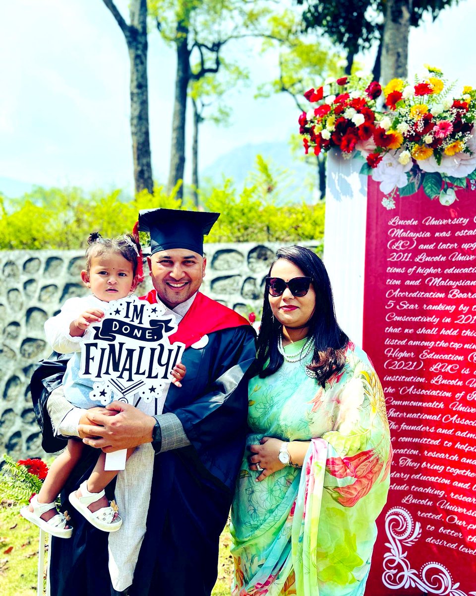 anishrajbrshah's tweet photo. Be bold. Be courageous. Be your best.  
And so the real adventure begins.
Finally, I am one step closer to my dream and this would not be possible from your support in either way. Thank you! #cheerstolife #cheerstomba #mastersgraduation #nepal #linconuniversitycollege https://t.co/CxWRiNy832