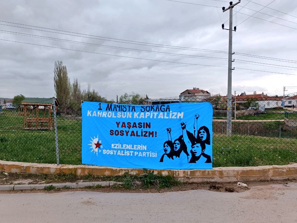 Doğançayır Köyü |

Burjuva düzen seçimlerinden bir kurtuluş beklemeyelim.  #1Mayıs'ta sokaklara akalım, meydanları dolduralım. 

Kurtuluş devrimde, örgütlenmede.